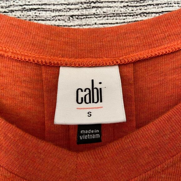 Cabi Hangout Tee v-neck orange striped top size small - Picture 13 of 16